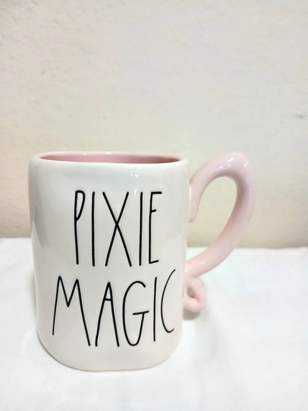 Disney Pixie Magic Tinker Bell Mug in White & Pink Like New